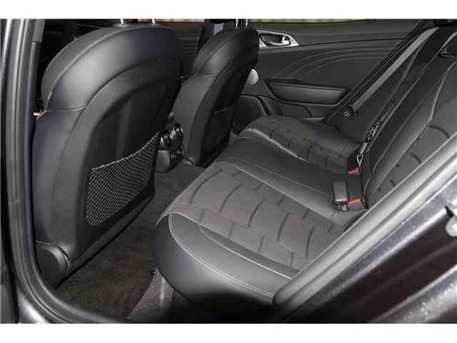 2023 Kia Stinger GT - Image 7 of 18