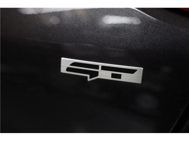 2023 Kia Stinger GT - Image 9 of 18