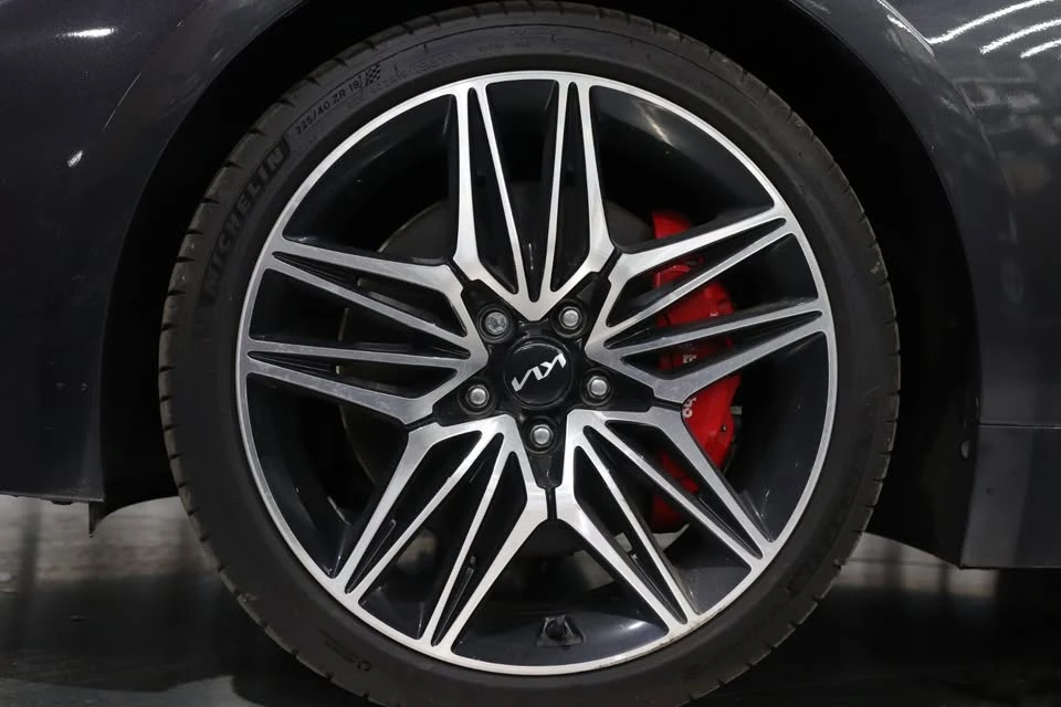 2023 Kia Stinger GT - Image 7 of 20