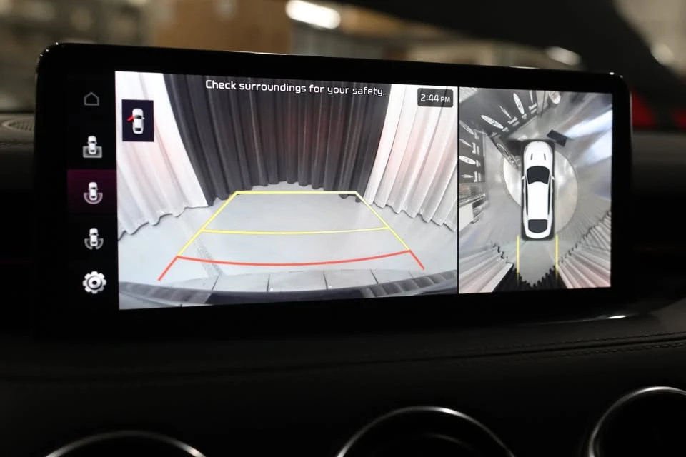2023 Kia Stinger GT - Image 12 of 20