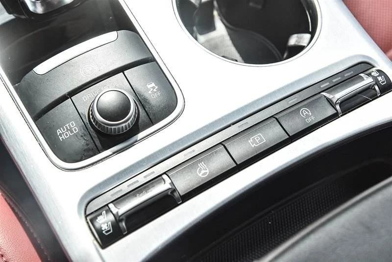 2023 Kia Stinger GT - Image 13 of 18