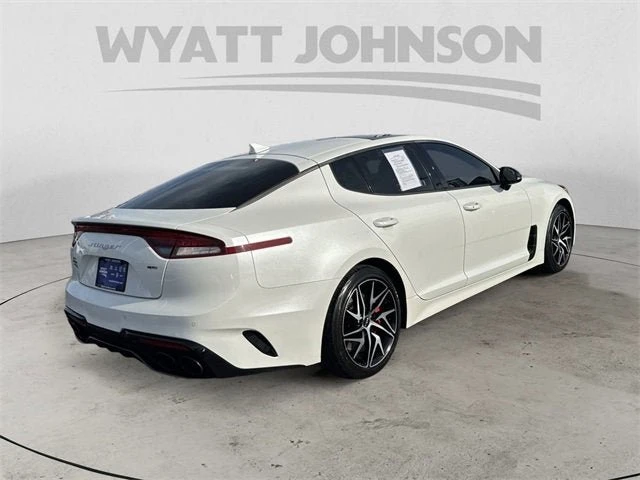 2023 Kia Stinger - Image 6 of 13