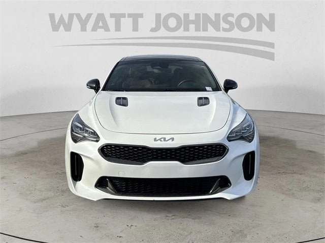2023 Kia Stinger - Image 9 of 13