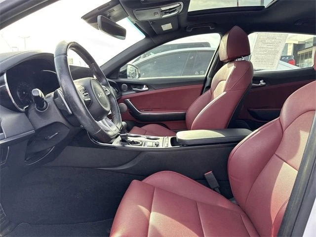 2023 Kia Stinger - Image 13 of 13