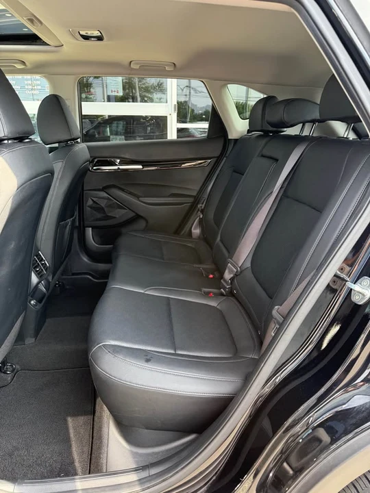 2023 Kia Seltos - Image 7 of 14