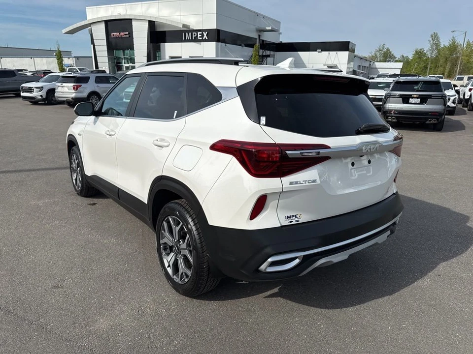 2023 Kia Seltos - Image 3 of 31