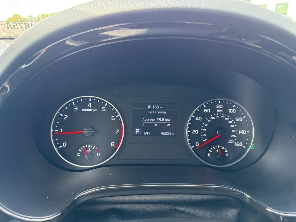 2023 Kia Seltos - Image 26 of 31
