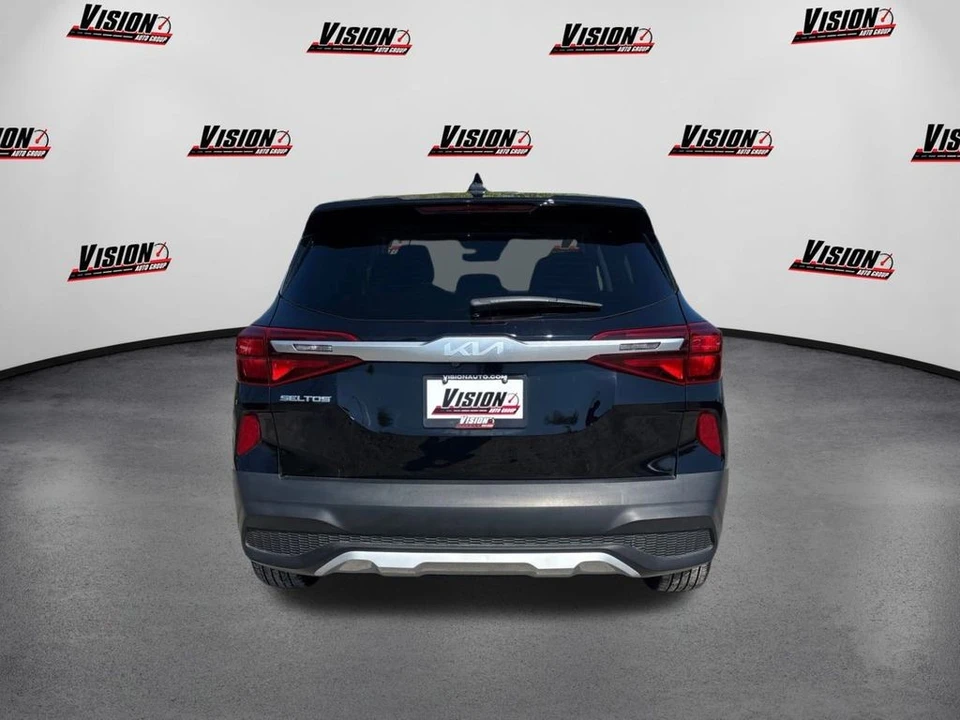 2023 Kia Seltos - Image 6 of 12