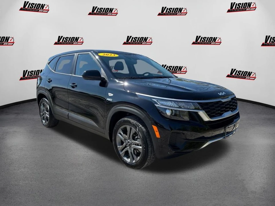 2023 Kia Seltos - Image 3 of 12