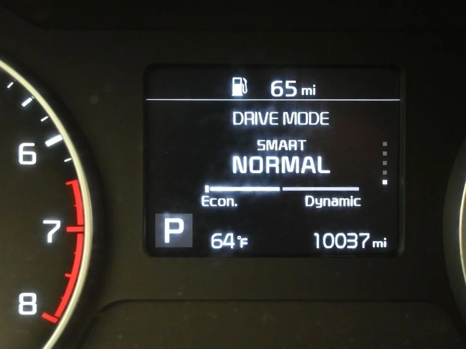 2023 Kia Seltos - Image 16 of 21