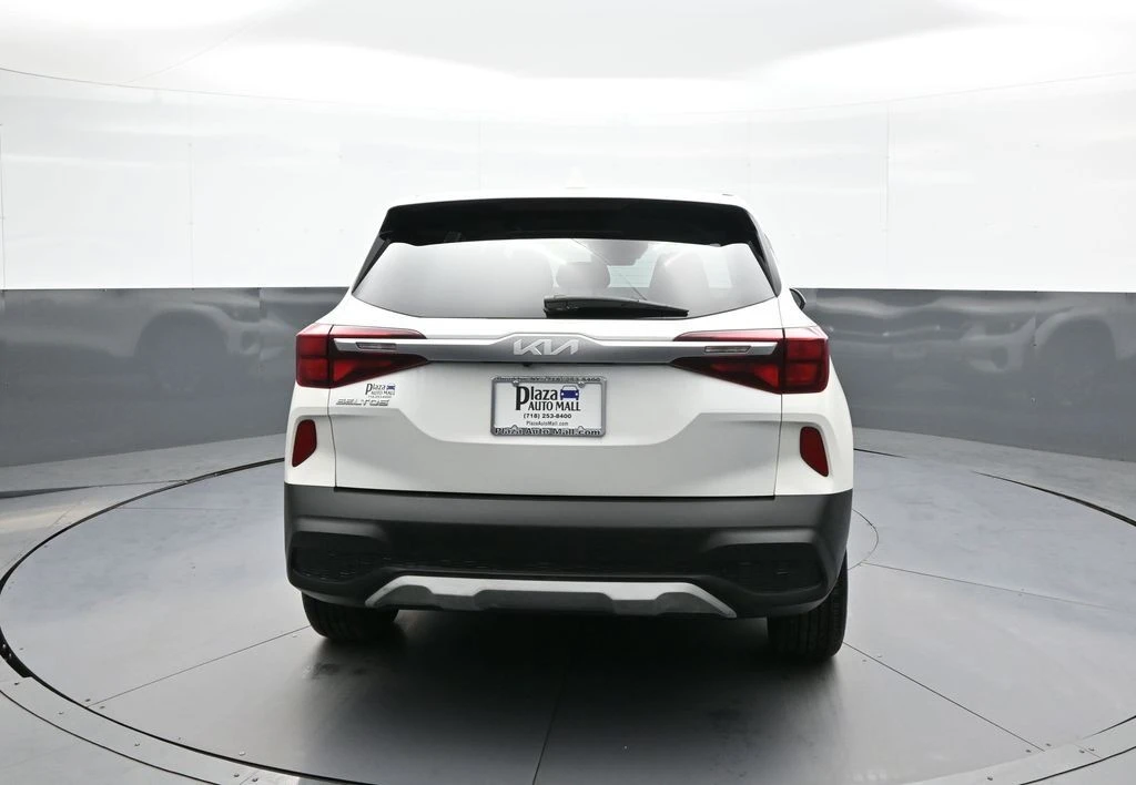 2023 Kia Seltos - Image 7 of 21
