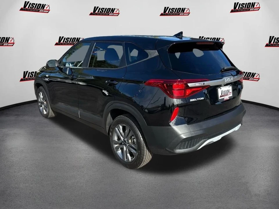 2023 Kia Seltos - Image 7 of 12