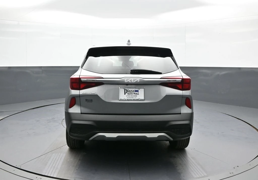2023 Kia Seltos - Image 7 of 12
