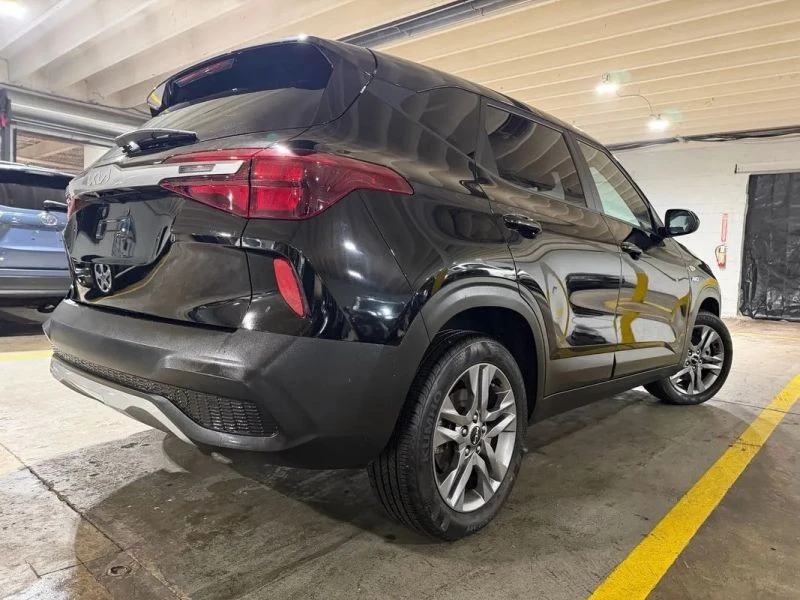 2023 Kia Seltos - Image 4 of 12