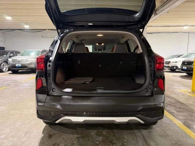 2023 Kia Seltos - Image 7 of 12