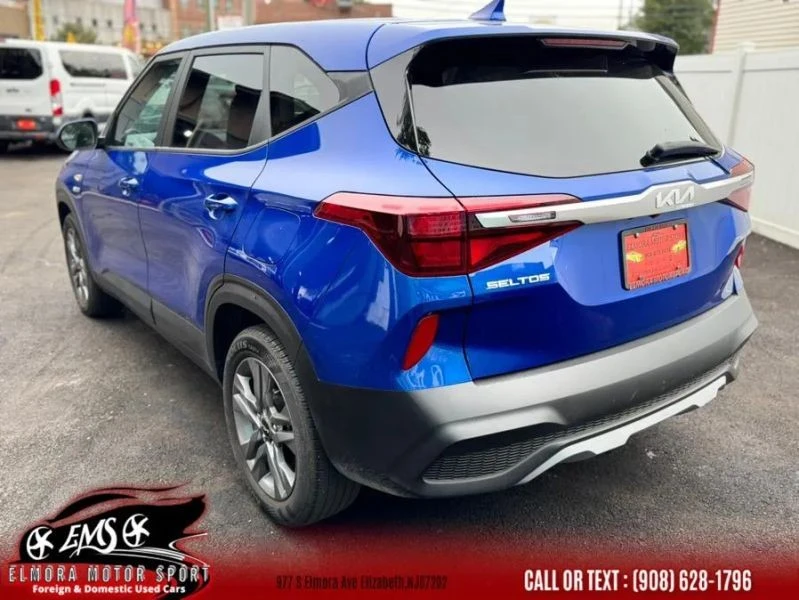 2023 Kia Seltos - Image 9 of 12