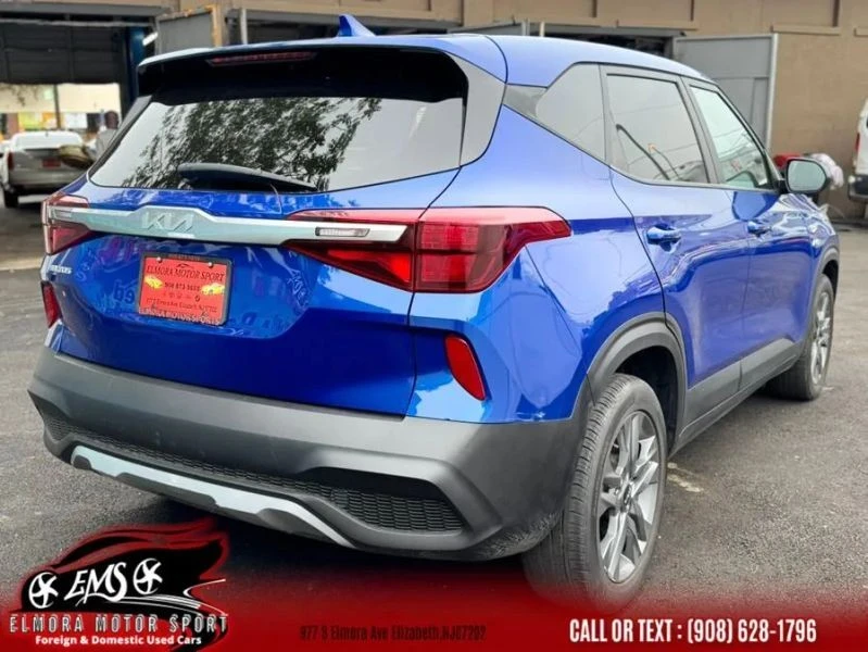 2023 Kia Seltos - Image 7 of 12