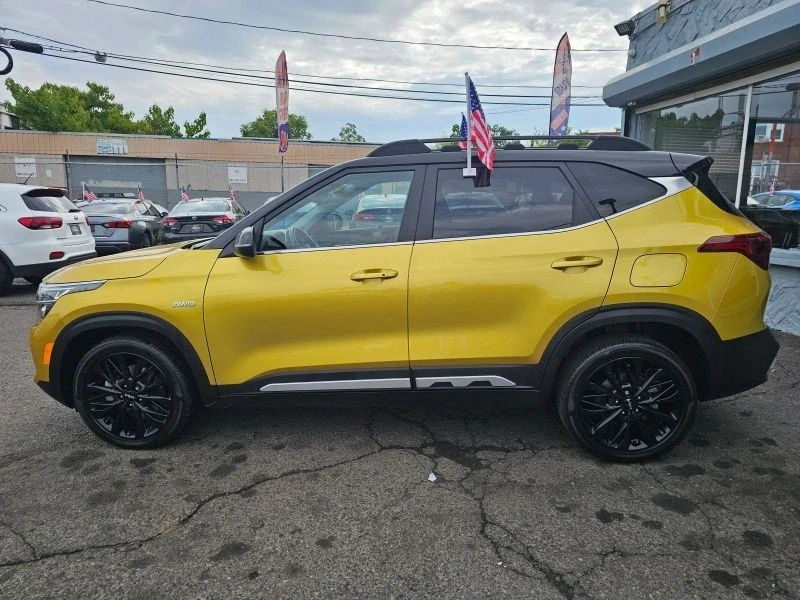 2023 Kia Seltos - Image 4 of 12