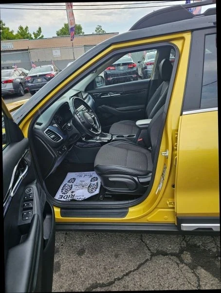 2023 Kia Seltos - Image 7 of 12