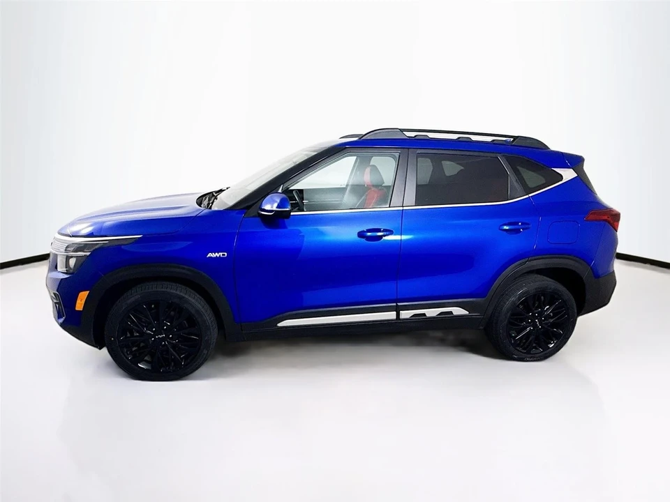 2023 Kia Seltos - Image 5 of 21