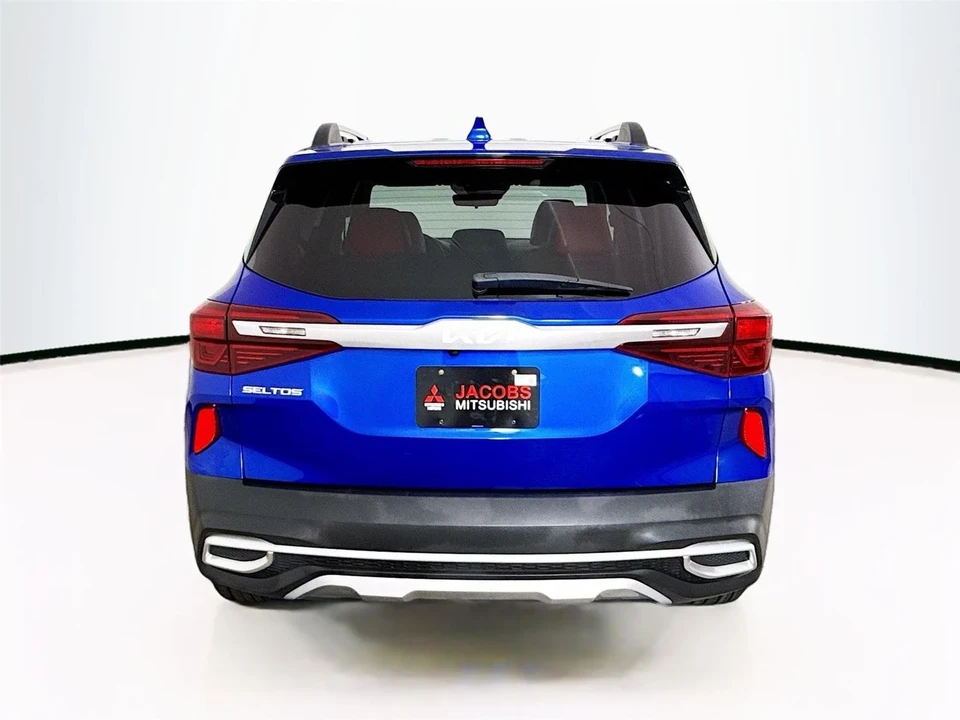 2023 Kia Seltos - Image 6 of 12