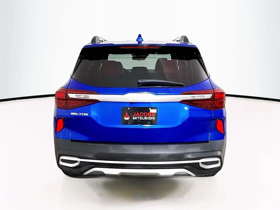 2023 Kia Seltos - Image 7 of 21