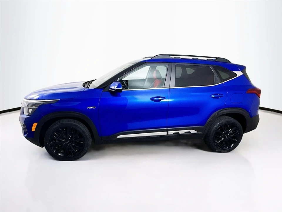2023 Kia Seltos - Image 5 of 21