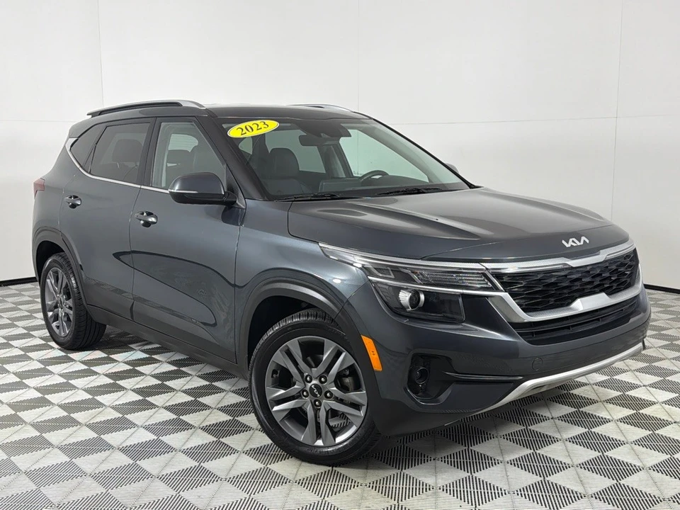 2023 Kia Seltos - Image 2 of 21