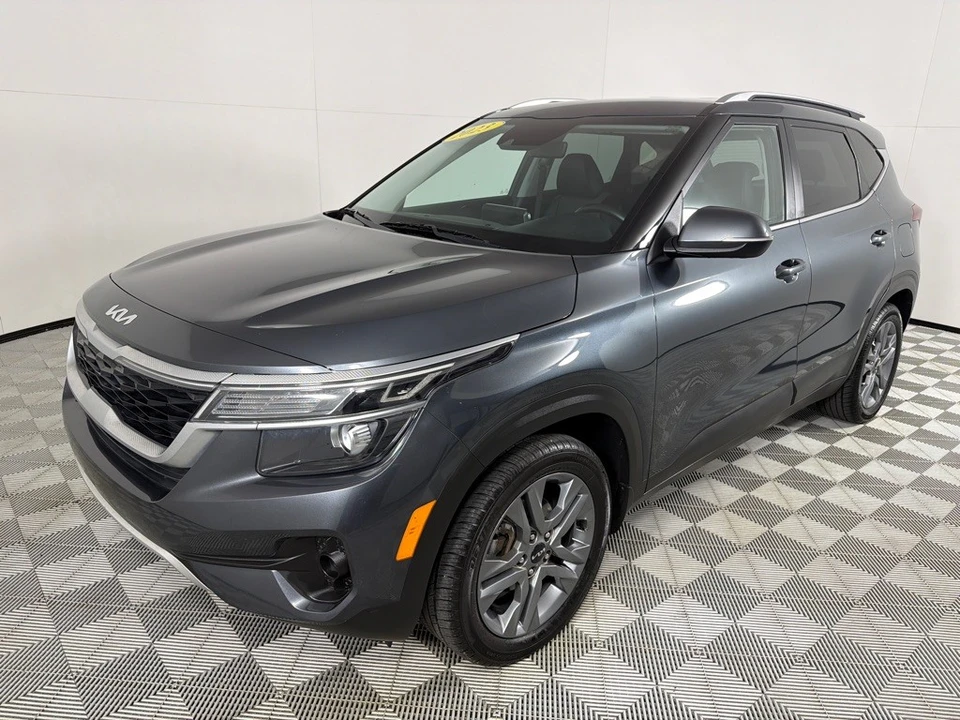 2023 Kia Seltos - Image 10 of 21