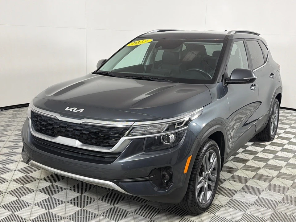 2023 Kia Seltos - Image 11 of 21