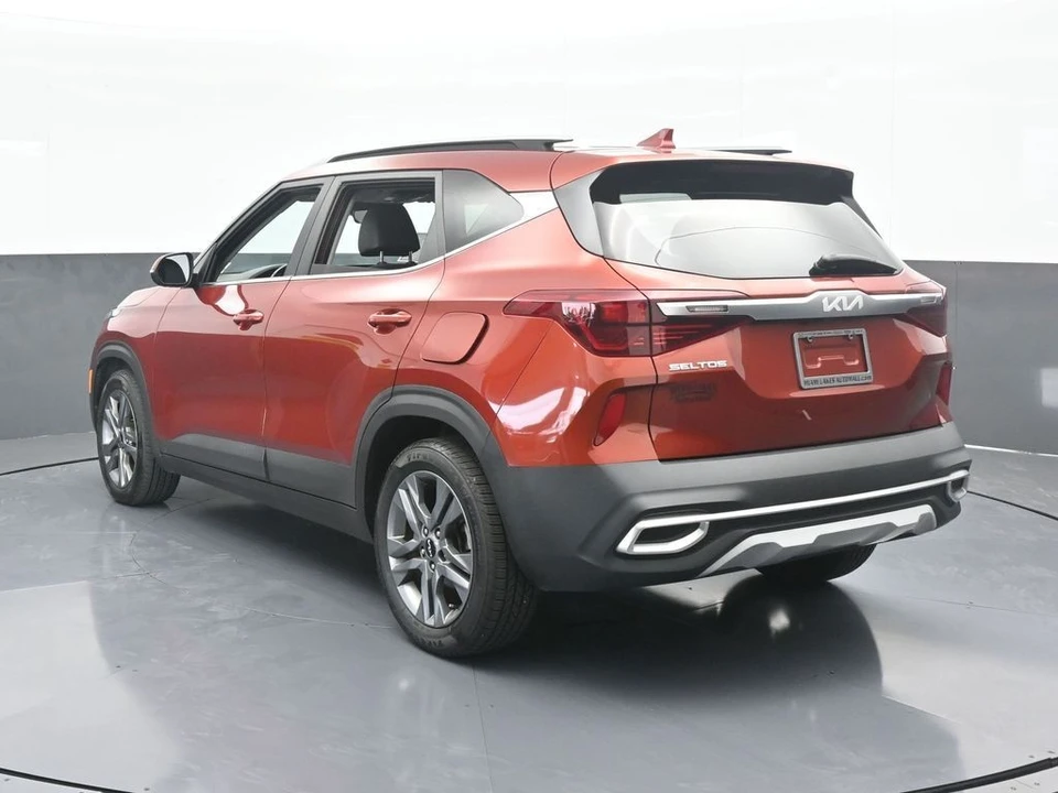 2023 Kia Seltos - Image 4 of 12