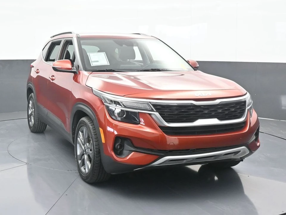 2023 Kia Seltos - Image 9 of 12