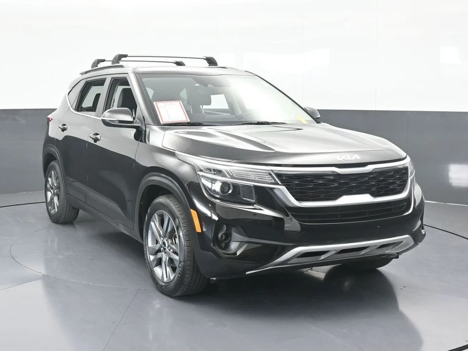 2023 Kia Seltos - Image 9 of 12