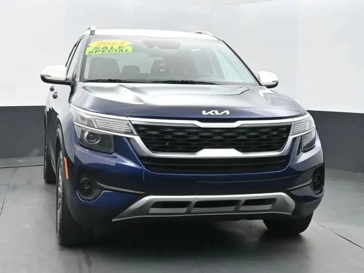 2023 Kia Seltos - Image 3 of 12