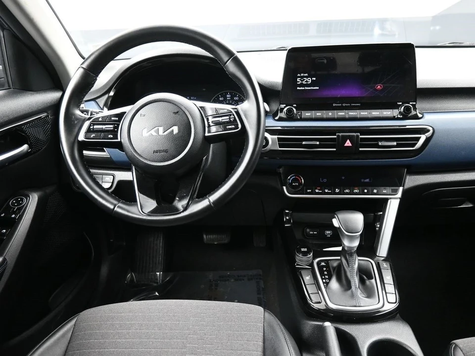 2023 Kia Seltos - Image 19 of 21
