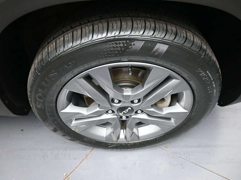 2023 Kia Seltos - Image 13 of 21
