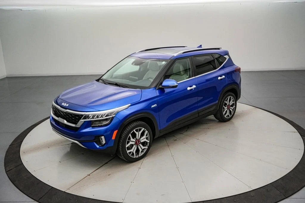2023 Kia Seltos - Image 9 of 21