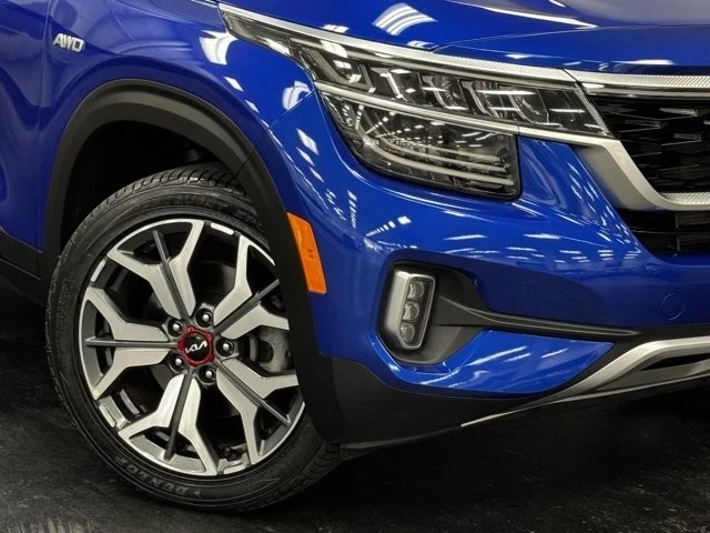 2023 Kia Seltos - Image 3 of 12