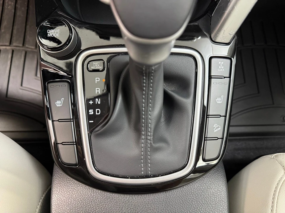 2023 Kia Seltos - Image 14 of 21
