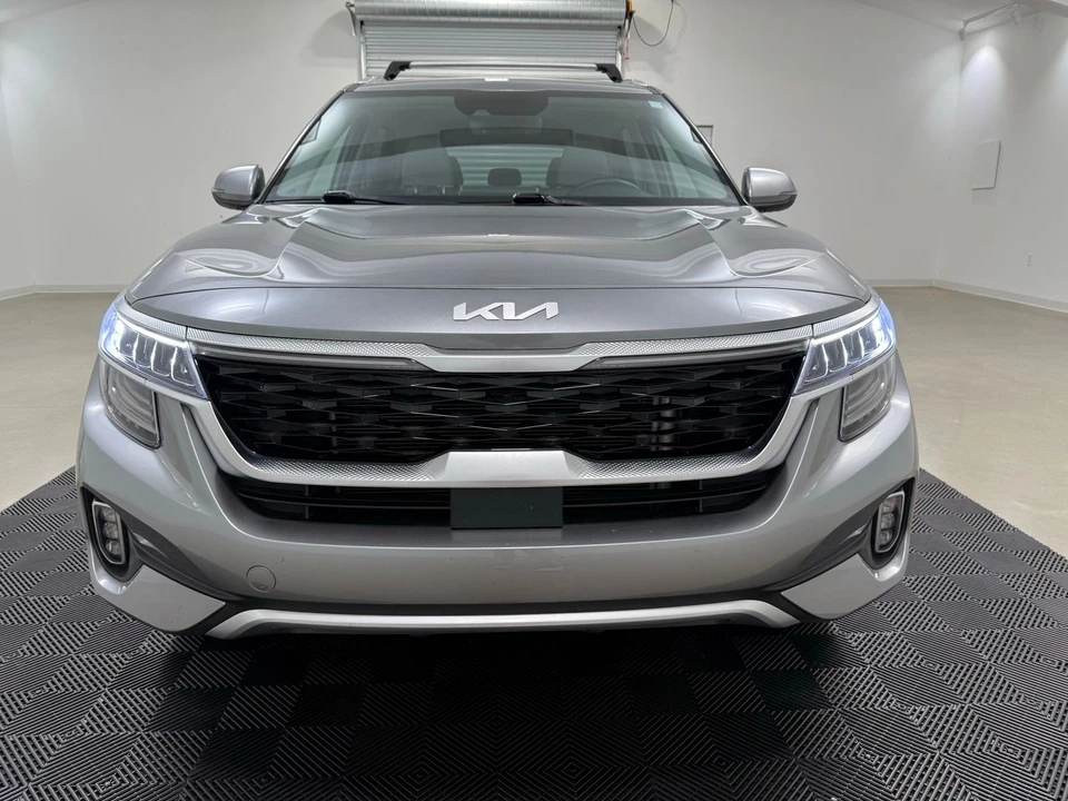 2023 Kia Seltos - Image 2 of 21