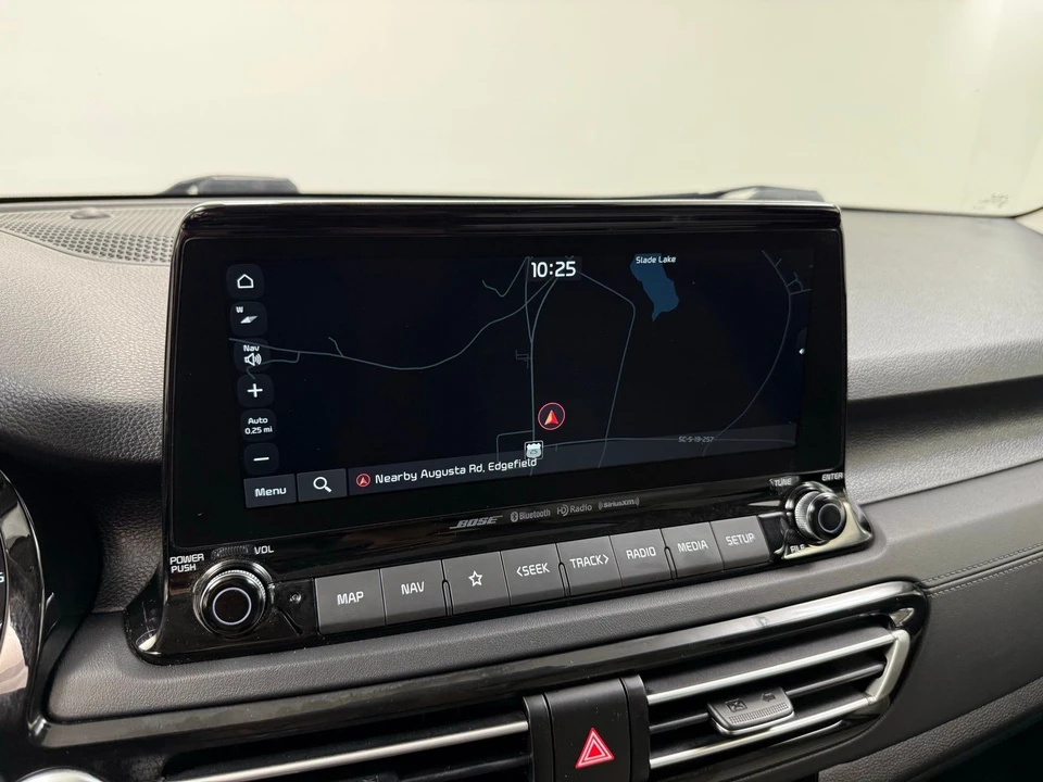2023 Kia Seltos - Image 15 of 21