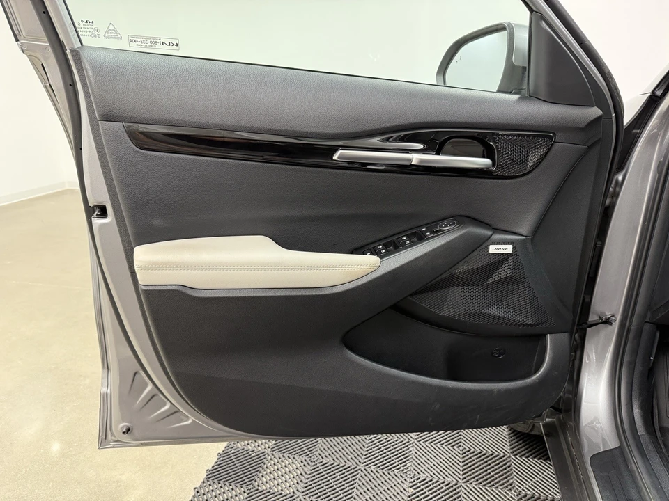2023 Kia Seltos - Image 9 of 21