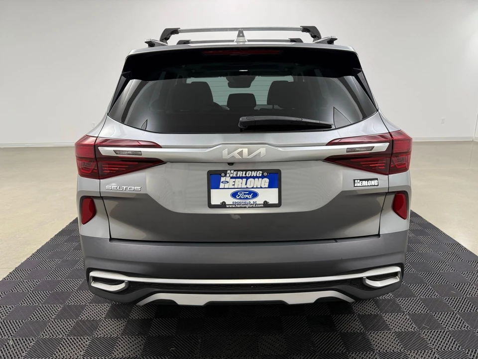 2023 Kia Seltos - Image 6 of 21