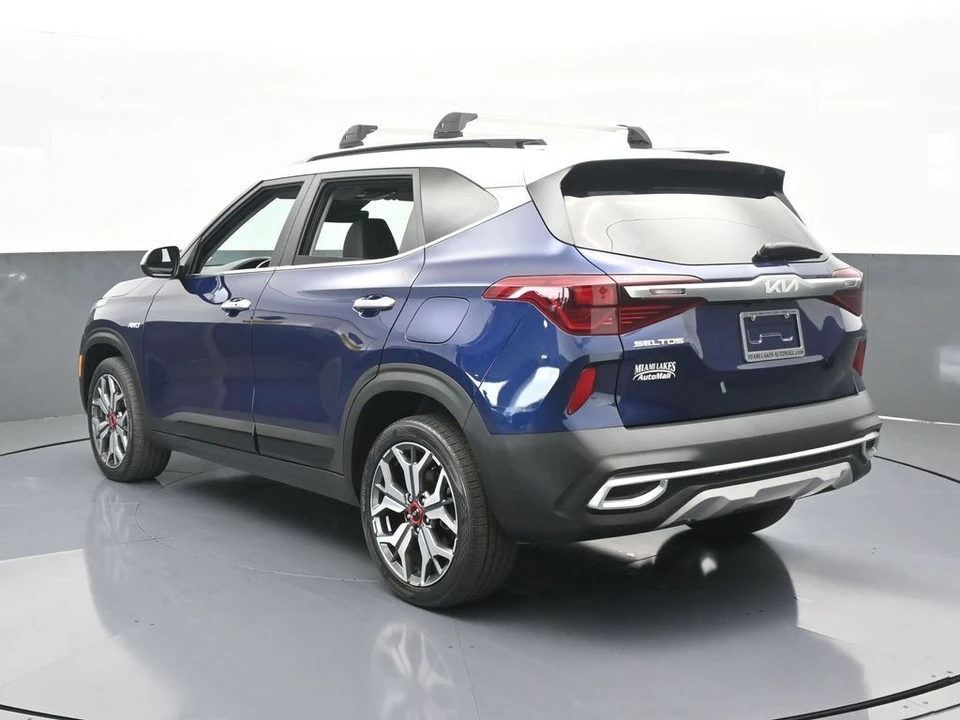 2023 Kia Seltos - Image 4 of 12