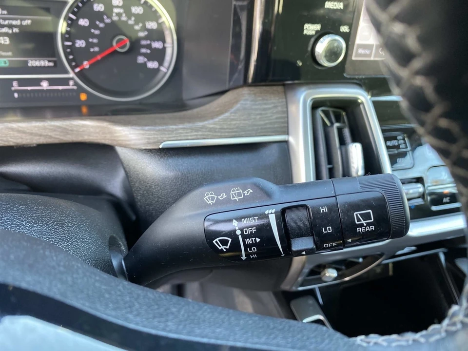 2023 Kia Sorento - Image 21 of 21
