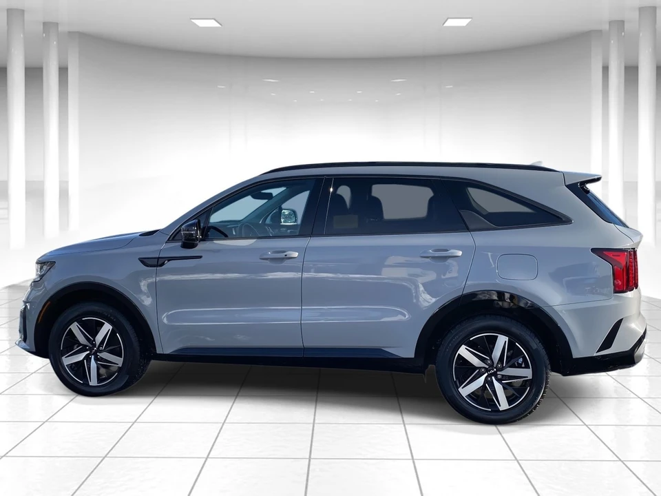 2023 Kia Sorento - Image 8 of 21