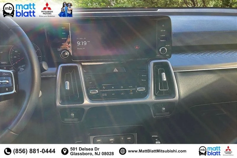 2023 Kia Sorento - Image 7 of 12