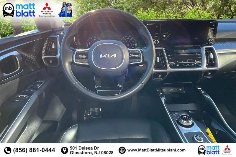 2023 Kia Sorento - Image 6 of 12