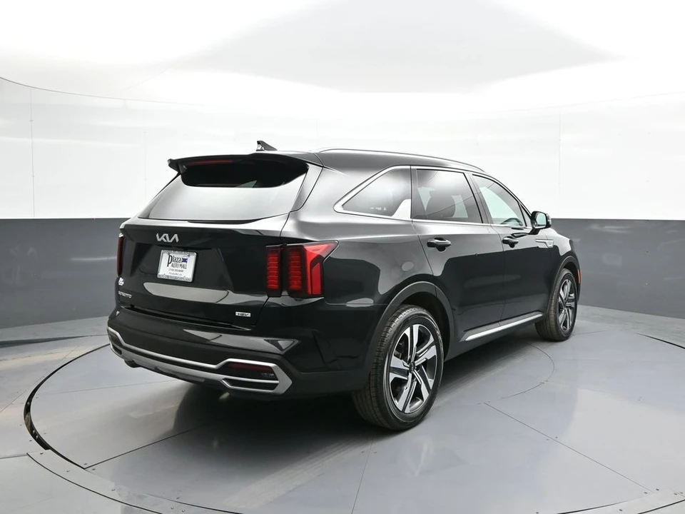 2023 Kia Sorento - Image 6 of 21