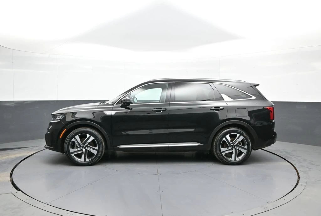 2023 Kia Sorento - Image 9 of 21
